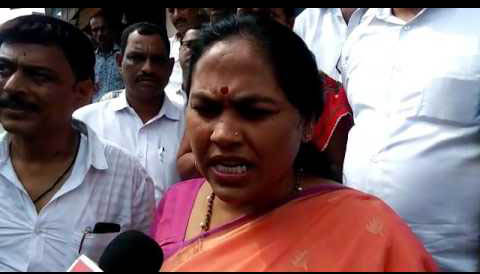 ಸಿಐಡಿ ಅಧಿಕಾರಿಗಳಿಂದ ಕುಟುಂಬಸ್ಥರಿಗೆ ಬೆದರಿಕೆ: ಶೋಭಾ ಕರಂದ್ಲಾಜೆ