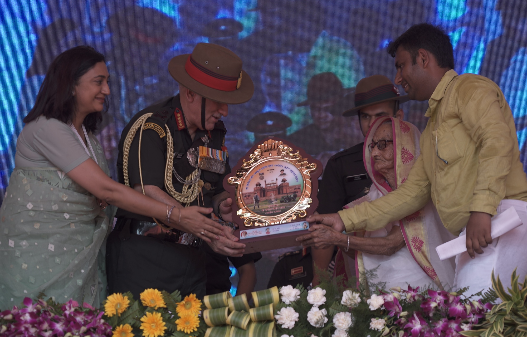 ರಸೂಲನ್ ಬೀಬಿ ನನ್ನ ತಾಯಿಯಿದ್ದಂತೆ: ಸೇನಾ ಮುಖ್ಯಸ್ಥ ಬಿಪಿನ್ ರಾವತ್