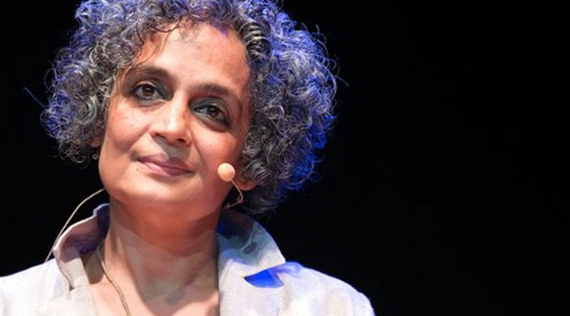 ಬೂಕರ್ ಪ್ರಶಸ್ತಿ ಸ್ಪರ್ಧೆಯಿಂದ ಅರುಂಧತಿ ರಾಯ್ ಹೊರಗೆ