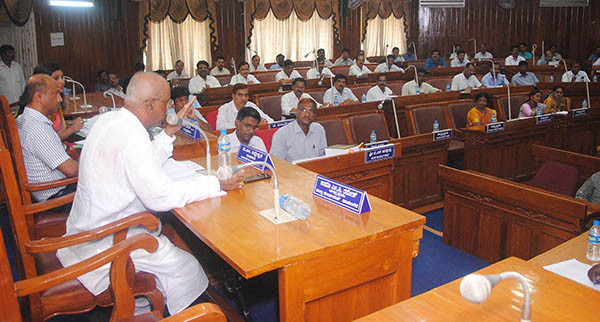 ಅನುದಾನದಲ್ಲಿ ಅವ್ಯವಹಾರಕ್ಕೆ ಆಸ್ಪದ ನೀಡದೆ, ಅಧಿಕಾರಿಗಳು ಪಾರದರ್ಶಕ ಕೆಲಸ ಮಾಡಬೇಕು: ಜಿ.ಎಂ. ಸಿದ್ದೇಶ್ವರ್