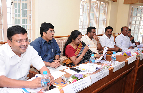 ತಾಲೂಕು ಬಯಲು ಬಹಿರ್ದೆಸೆ ಮುಕ್ತಗೊಳಿಸಲು ಅಧಿಕಾರಿಗಳಿಗೆ ಸಚಿವೆ ಡಾ. ಗೀತಾಮಹದೇವಪ್ರಸಾದ್ ಸೂಚನೆ