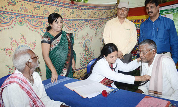 ಮಕ್ಕಳು ಪೋಷಕರನ್ನುನಿರ್ಲಕ್ಷಿಸುವ ಧೋರಣೆ ಹೆಚ್ಚುತ್ತಿರುವುದು ಅನಾರೋಗ್ಯಕರ ಬೆಳವಣಿಗೆ: ದಿವಾಕರ್