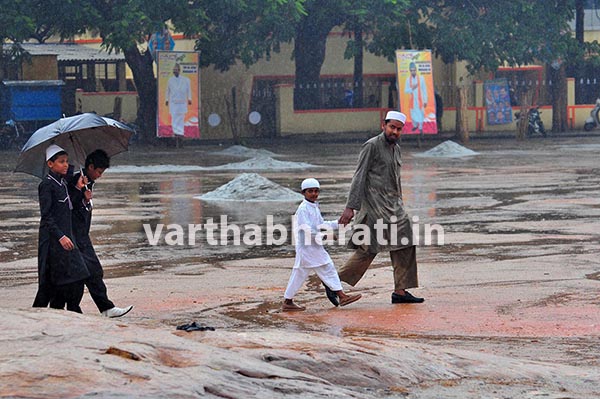 ಬೆಂಗಳೂರು : ಧಾರಾಕಾರ ಮಳೆಗೆ ಜನತತ್ತರ