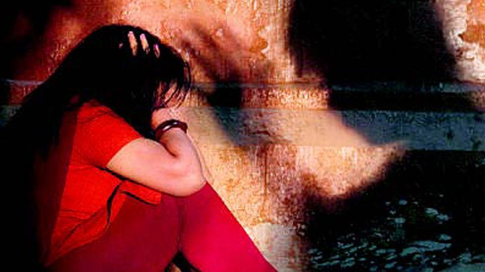 ಜಾರ್ಖಂಡ್: ಬಾಲಕಿಯನ್ನು ಸಾಮೂಹಿಕ ಅತ್ಯಾಚಾರಗೈದು ಚರಂಡಿಗೆಸೆದರು….