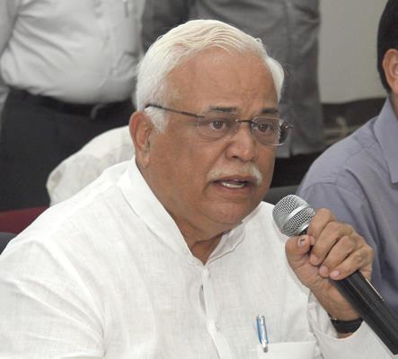 ಮಠಗಳ ಅಭಿವೃದ್ಧಿಗೆ ಸರಕಾರದಿಂದ ಸಹಾಯ: ಆರ್.ವಿ.ದೇಶಪಾಂಡೆ