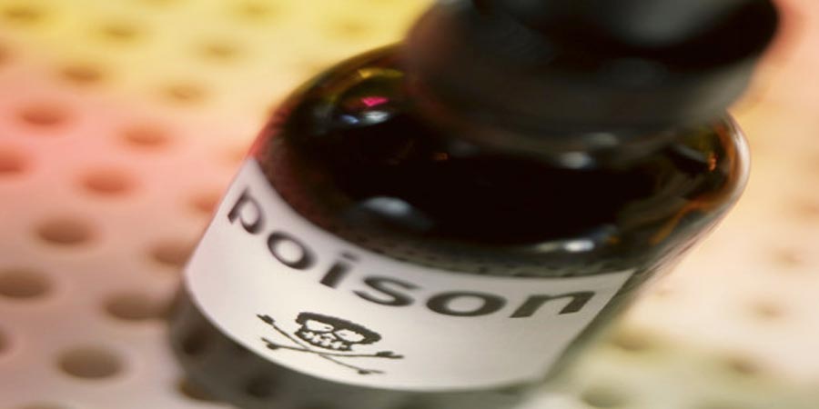 ವಿಷ ಸೇವಿಸಿ ಆತ್ಮಹತ್ಯೆಗೆ ಶರಣಾದ ಯುವತಿ ಇಬ್ಬರಿಗೆ ಜೀವ ನೀಡಿದಳು !