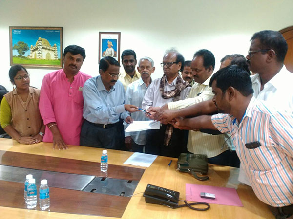 ಮುಖ್ಯಮಂತ್ರಿ, ಗೃಹ ಸಚಿವರಿಗೆ ‘ಲೇಖನಿ ರಕ್ಷಿಸಿ’ ಮನವಿ