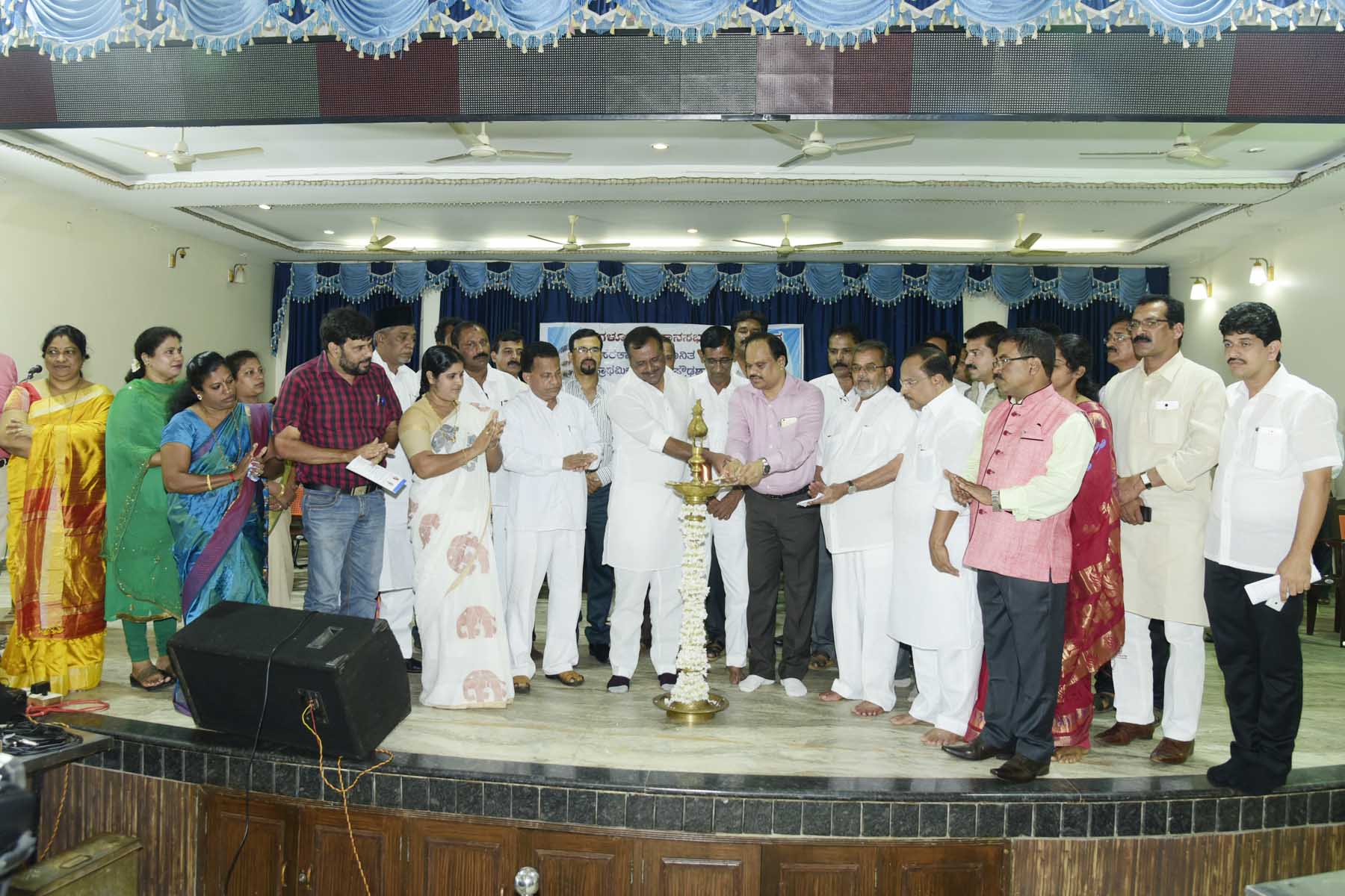 ತೊಕ್ಕೊಟ್ಟು: ಗುರು ವಂದನೆ, ಶೈಕ್ಷಣಿಕ ಕಾರ್ಯಗಾರ