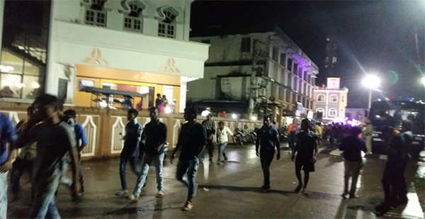 ಕಾಟಿಪಳ್ಳ: ಗಣಪತಿ ಮೆರವಣಿಗೆಯಲ್ಲಿ ಪಾಲ್ಗೊಂಡವರಿಗೆ ಪಾನೀಯ ವಿತರಿಸಿ ಸೌಹಾರ್ದ ಮೆರೆದರು