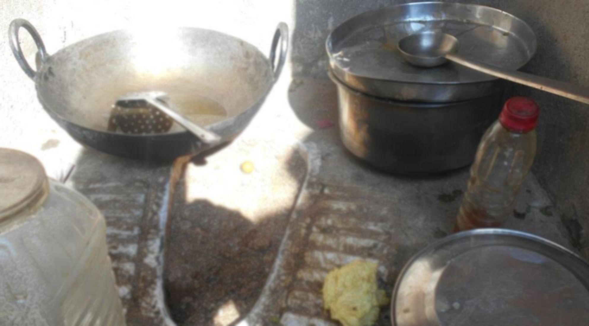 ಮಧ್ಯಪ್ರದೇಶ: ಶೌಚಾಲಯವನ್ನು ಅಡುಗೆ ಕೋಣೆ, ಅಂಗಡಿಯಾಗಿ ಪರಿವರ್ತಿಸಿದರು !