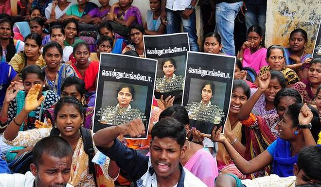 ನೀಟ್: ತಮಿಳುನಾಡಿನಲ್ಲಿ ತೀವ್ರಗೊಂಡ ಪ್ರತಿಭಟನೆ