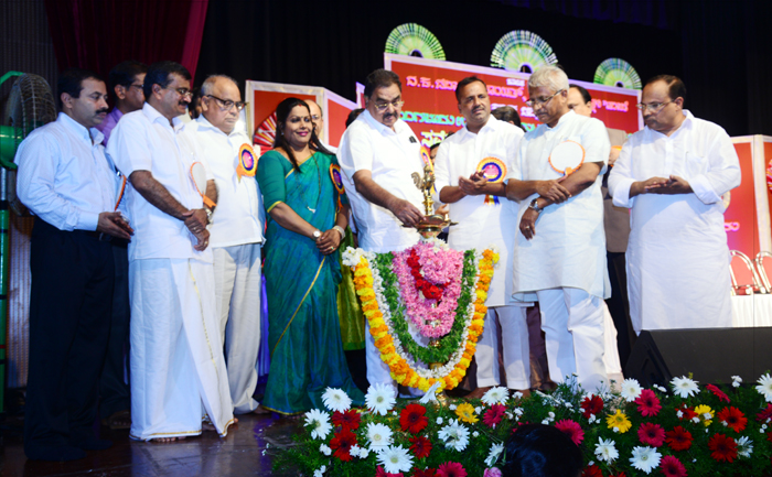 ಶಾಲೆಗಳಲ್ಲಿ ಮಕ್ಕಳಿಗೆ ಸಾಮರಸ್ಯದ ಪಾಠ ಮಾಡಿ: ಶಿಕ್ಷಕರಿಗೆ ಸಚಿವ ರಮಾನಾಥ ರೈ ಕರೆ