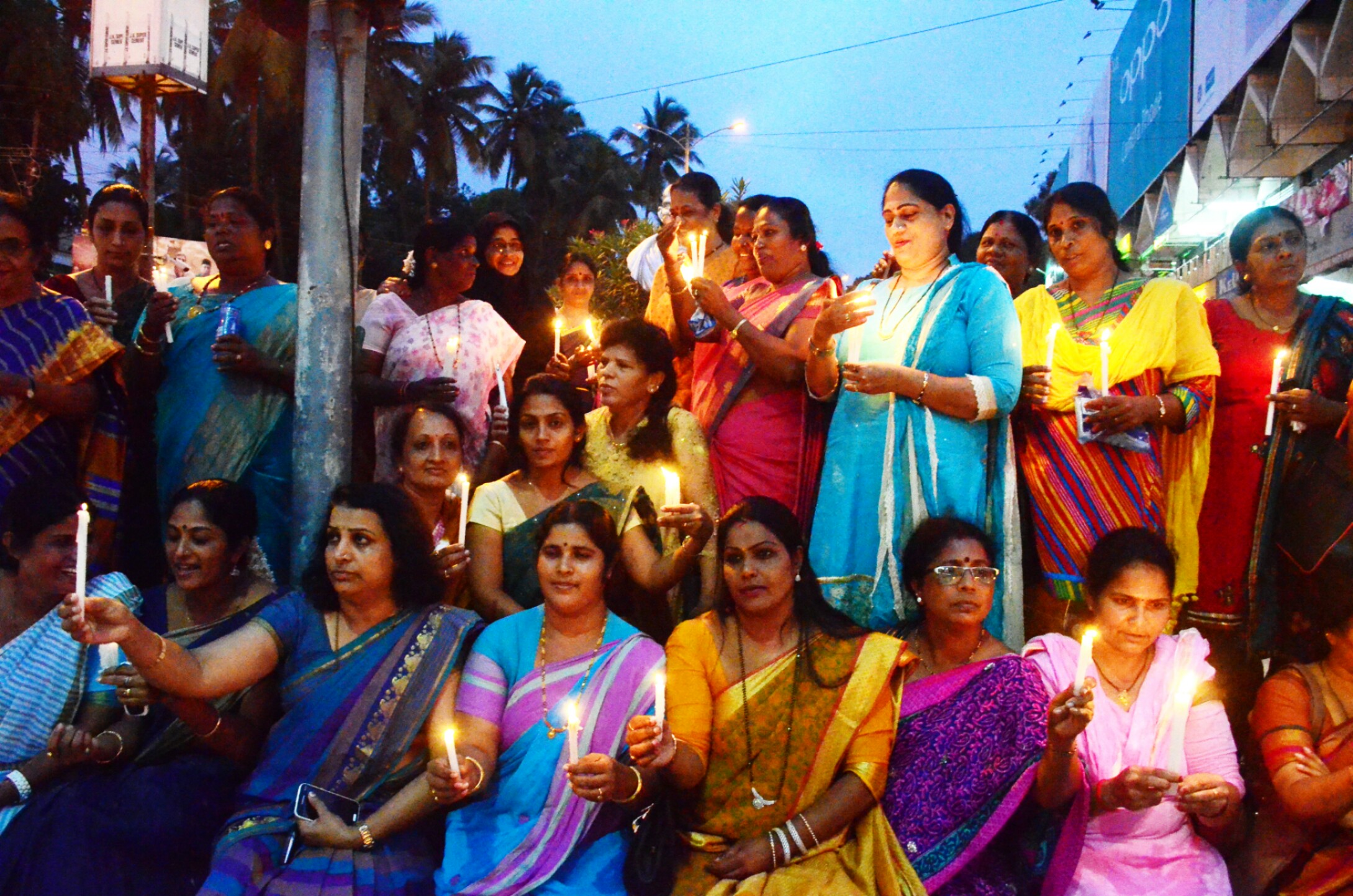 ಗೌರಿ ಲಂಕೇಶ್ ಹತ್ಯೆಯನ್ನು ಖಂಡಿಸಿ ದ.ಕ. ಜಿಲ್ಲಾ ಮಹಿಳಾ ಕಾಂಗ್ರೆಸ್ ಕಾರ್ಯಕರ್ತೆಯರ ಮೌನ ಪ್ರತಿಭಟನೆ