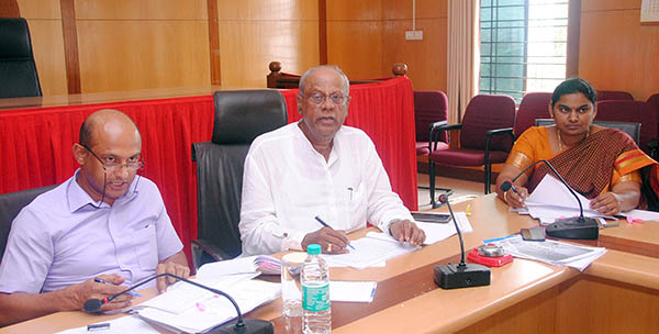 ತ್ವರಿತಗತಿಯಲ್ಲಿ ಕಾಮಗಾರಿ ಪೂರೈಸಿ: ಸಂಸದ ಜಿ.ಎಂ ಸಿದ್ದೇಶ್ವರ