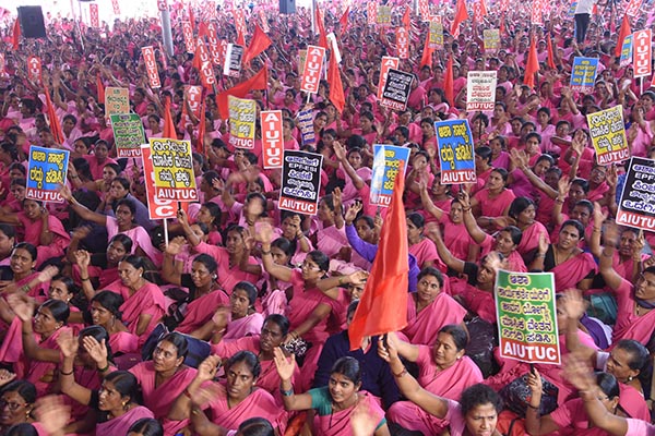 ಅಹೋರಾತ್ರಿ ಧರಣಿ ನಡೆಸಲು ಆಶಾ ಕಾರ್ಯಕರ್ತರ ನಿರ್ಧಾರ