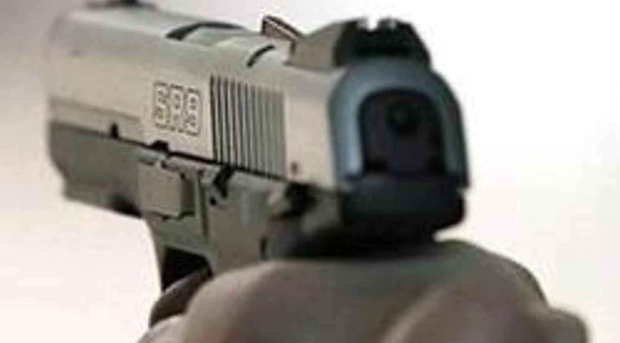 ಕೊಚ್ಚಿ: ನೌಕಾ ಪಡೆ ಅಧಿಕಾರಿ ಗುಂಡೇಟಿನಿಂದ ಸಾವು