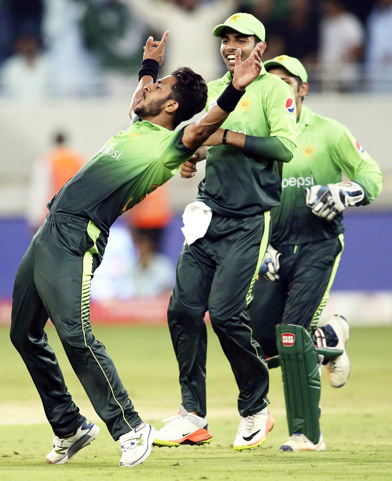 ಮೊದಲ ಏಕದಿನ: ಪಾಕ್‌ಗೆ ಜಯ