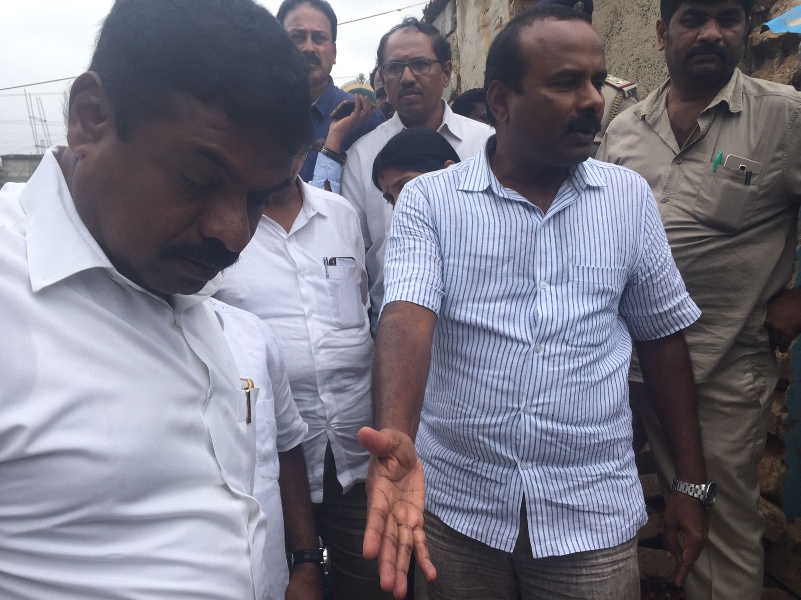 ಅಭಿವೃದ್ಧಿ ಕೆಲಸಗಳಿಗೆ ಸಹಕರಿಸುವಂತೆ ಅದಿಕಾರಿಗಳಿಗೆ ಮೇಯರ್ ಮನವಿ