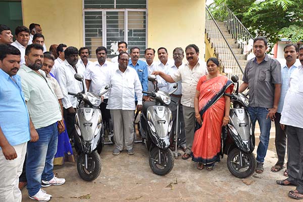 ಅಂಗವಿಕಲರು ಸಮಾಜದಲ್ಲಿ ಏಳಿಗೆ ಹೊಂದಬೇಕು: ಶಾಸಕ ಎಸ್. ಜಯಣ್ಣ