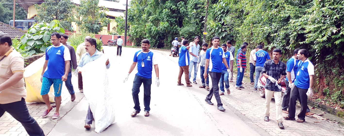 ಫೊಟೋಗ್ರಾಫರ್ಸ್‌ ಅಸೋಸಿಯೇಶನ್‌ನಿಂದ ಸ್ವಚ್ಛತಾ ಕಾರ್ಯಕ್ರಮ