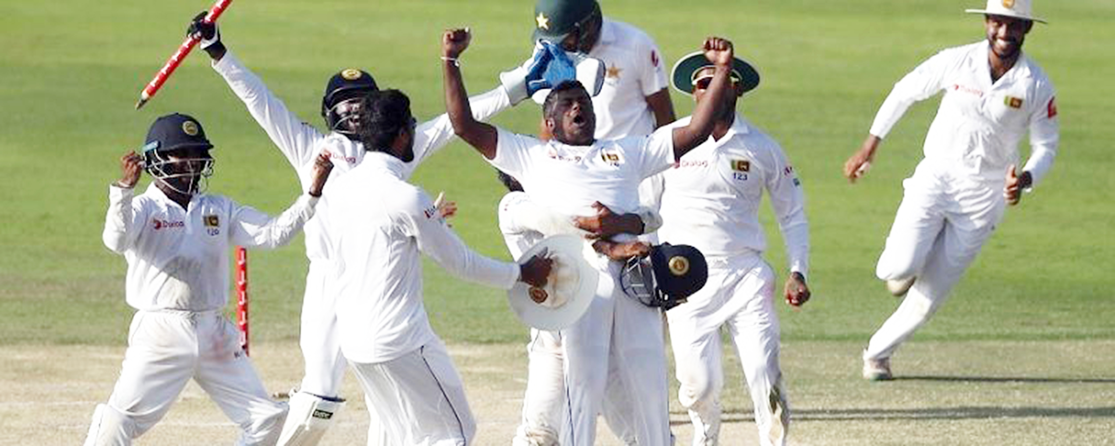 ಮೊದಲ ಟೆಸ್ಟ್: ಶ್ರೀಲಂಕಾಕ್ಕೆ ರೋಚಕ ಜಯ