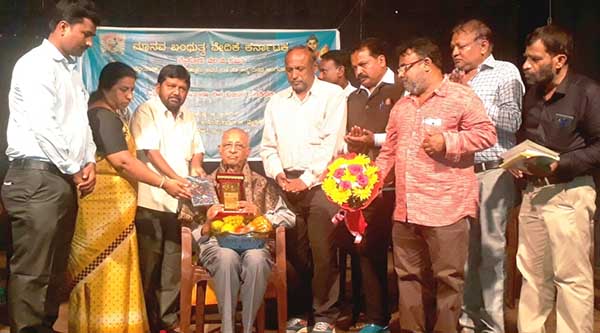 ಎ.ಕೆ. ಸುಬ್ಬಯ್ಯಗೆ ‘ಪೆರಿಯಾರ್’ ಪ್ರಶಸ್ತಿ ಪ್ರದಾನ