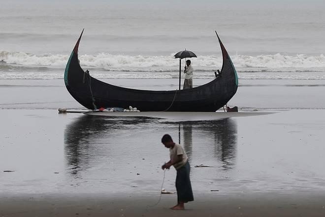 ರೊಹಿಂಗ್ಯನ್ನರಿದ್ದ ದೋಣಿ ಮುಳುಗಿ ನಾಲ್ವರು ಮೃತ್ಯು