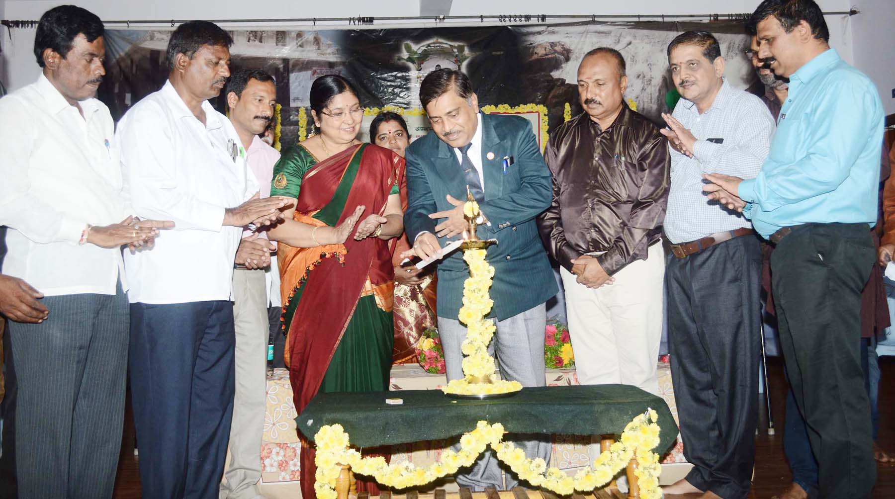 ಹಿರಿಯರ ಸೇವೆ ಕುಟುಂಬದ ಕರ್ತವ್ಯ:ನ್ಯಾ.ಮನ್ಸೂರ್ ಅಹಮದ್ ಜಮಾನ್