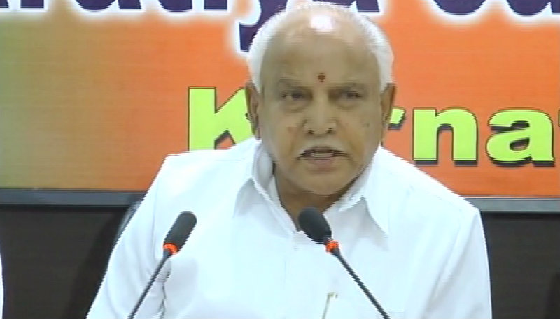 ಸಿಎಂ ಅಭಿವೃದ್ಧಿ ಮಾಡಿದ್ದಲ್ಲಿ ಶ್ವೇತ ಪತ್ರ ಹೊರಡಿಸಲಿ: ಯಡಿಯೂರಪ್ಪ