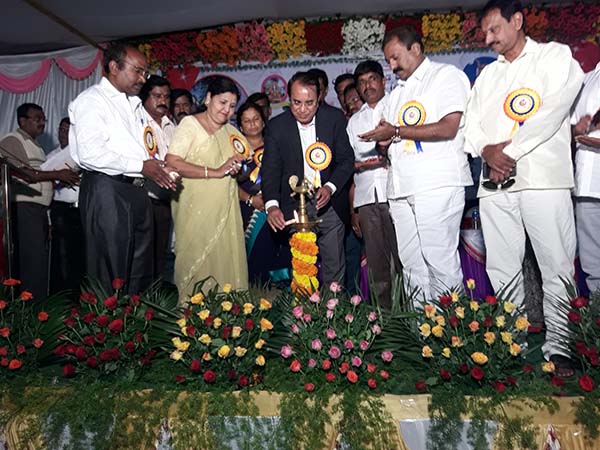 ಶಿಕ್ಷಣದಲ್ಲಿ ಹೆಚ್ಚಾಗಿ ತೊಡಗಿಸಿಕೊಂಡರೆ ಉತ್ತಮ ಸ್ಥಾನಕ್ಕೆ ಏರಬಹುದು: ಶ್ರೀನಿವಾಸಮೂರ್ತಿ