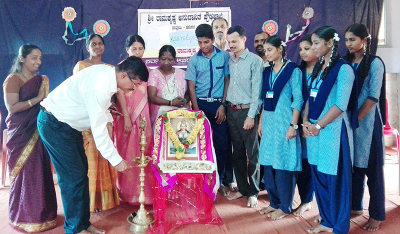 ಕನ್ನಡ ನಾಡು, ನುಡಿಯ ಬಗ್ಗೆ ಅಭಿಮಾನವಿರಬೇಕು- ರವೀಂದ್ರ ರೈ