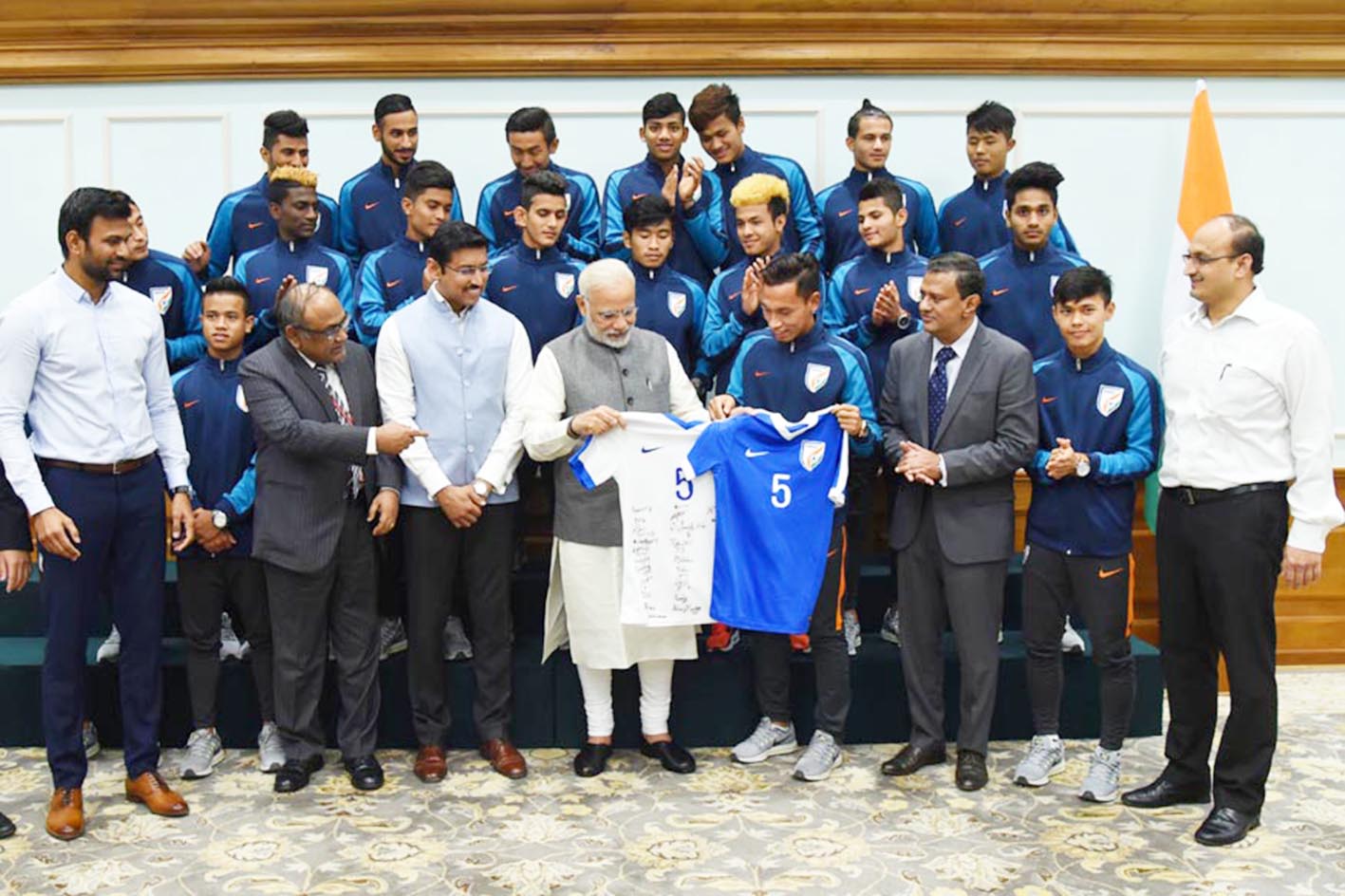 ಪ್ರಧಾನಿಯನ್ನು ಭೇಟಿಯಾದ 17 ವರ್ಷದೊಳಗಿನ ಫುಟ್ಬಾಲ್ ತಂಡ