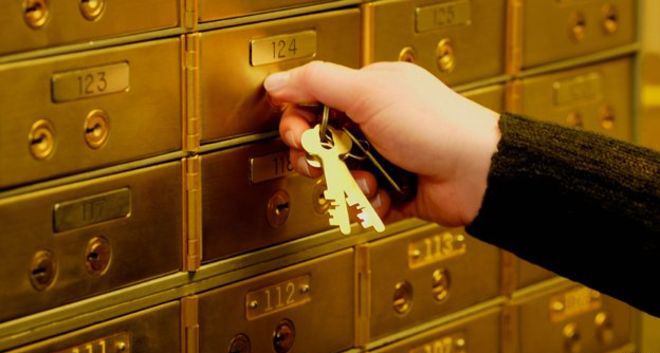 ನಿಮ್ಮ ಬ್ಯಾಂಕ್ ಲಾಕರ್‌ನಲ್ಲಿಯ ಅಮೂಲ್ಯ ಸೊತ್ತುಗಳನ್ನು ಕಳ್ಳರು ದೋಚಿದರೆ ಯಾರು ಹೊಣೆ?