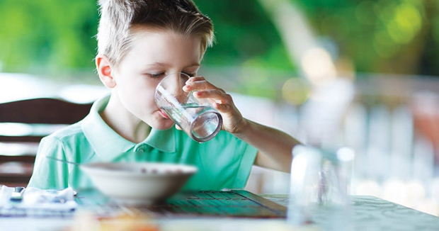 ಊಟವಾದ ತಕ್ಷಣ ನೀರನ್ನು ಕುಡಿಯಬಾರದು ಎನ್ನುವುದಕ್ಕೆ ಕಾರಣವಿಲ್ಲಿದೆ