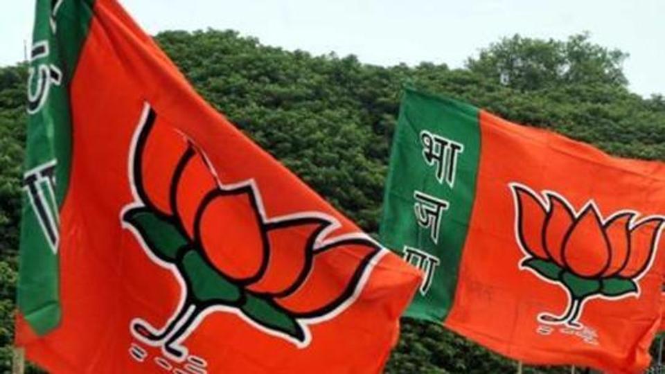 ‘ಪಪ್ಪು’ವನ್ನು ಬಿಟ್ಟು ‘ಯುವರಾಜ’ನನ್ನು ಹಿಡಿದುಕೊಂಡ ಗುಜರಾತ್ ಬಿಜೆಪಿ