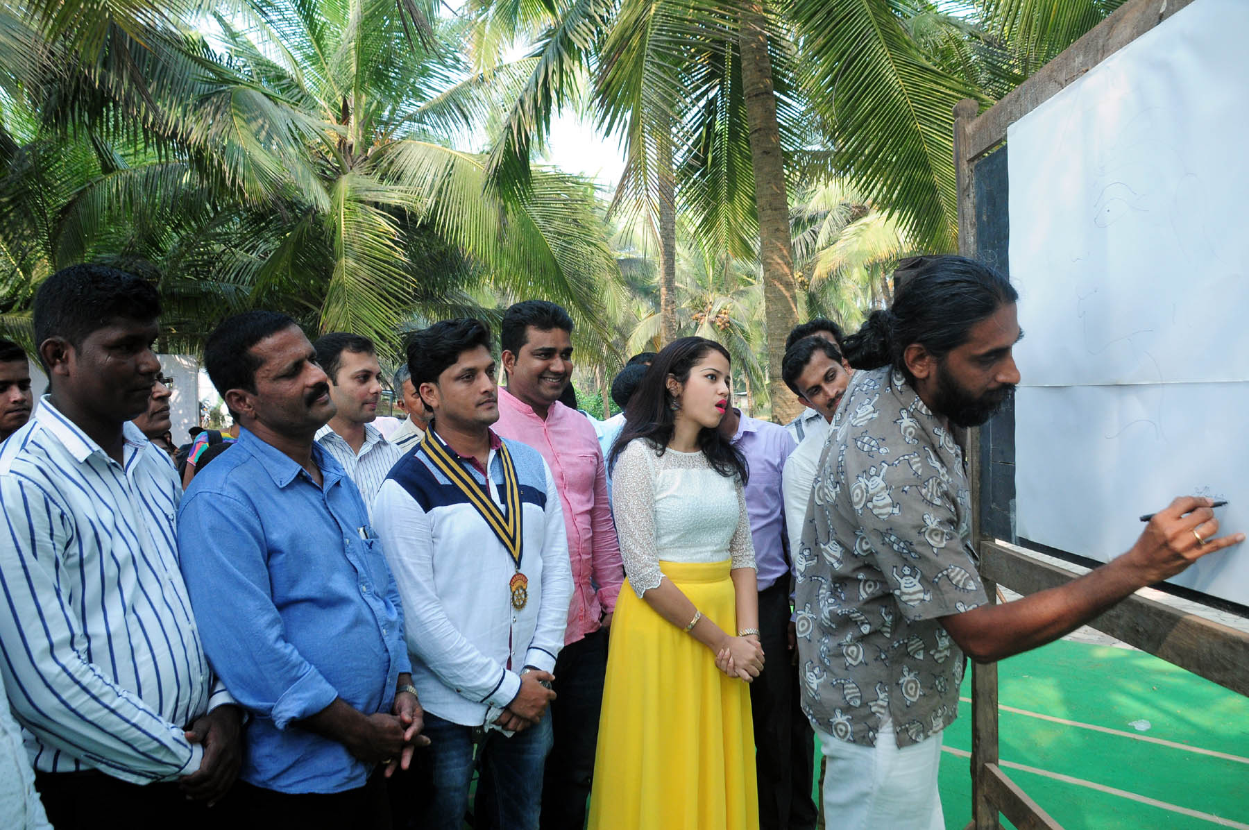 ಪಡುಬಿದ್ರಿಯಲ್ಲಿ ವರ್ಣ ವಿಹಾರ ಚಿತ್ರಬಿಡಿಸುವ ಸ್ಪರ್ಧೆ