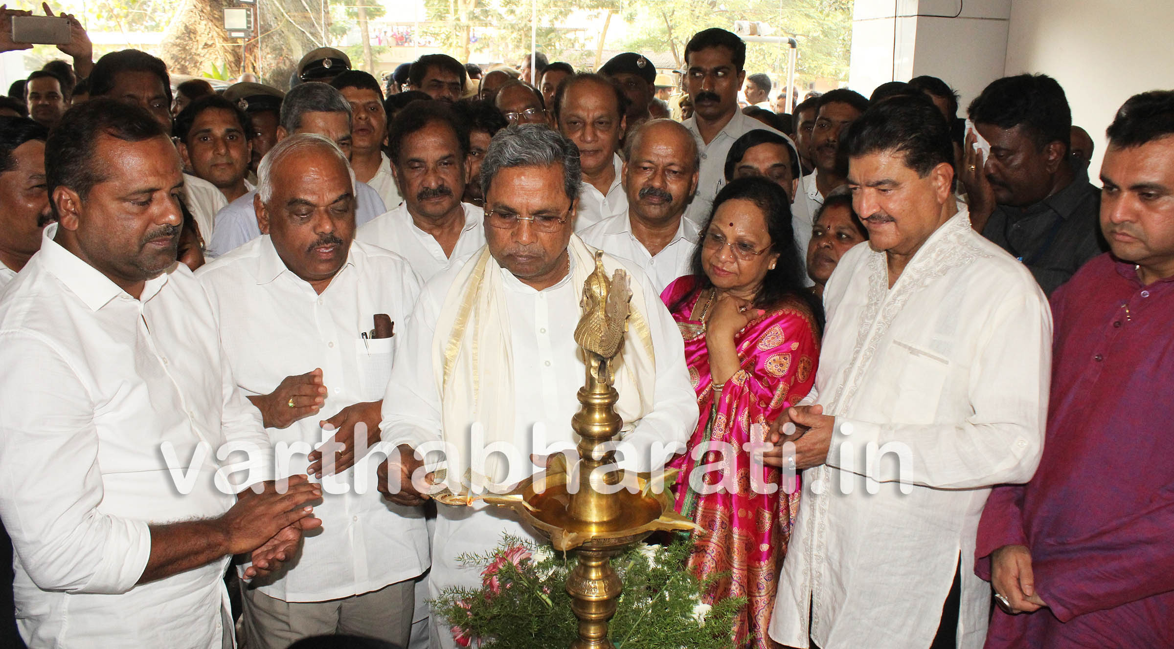 ಉಡುಪಿ: ಕೂಸಮ್ಮ ಶಂಭು ಶೆಟ್ಟಿ ಸ್ಮಾರಕ ಹಾಜಿ ಅಬ್ಜುಲ್ಲಾ ಆಸ್ಪತ್ರೆ ಉದ್ಘಾಟಿಸಿದ ಸಿಎಂ ಸಿದ್ದರಾಮಯ್ಯ