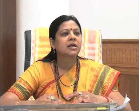 ಮಾನುಷಿ ಮಿಸ್ ವರ್ಲ್ಡ್ ಆದದ್ದು ಬೇಟಿ ಬಚಾವೋ ಆಂದೋಲನದ ಯಶಸ್ಸು ಎಂದ ಹರ್ಯಾಣ ಸಚಿವೆ!