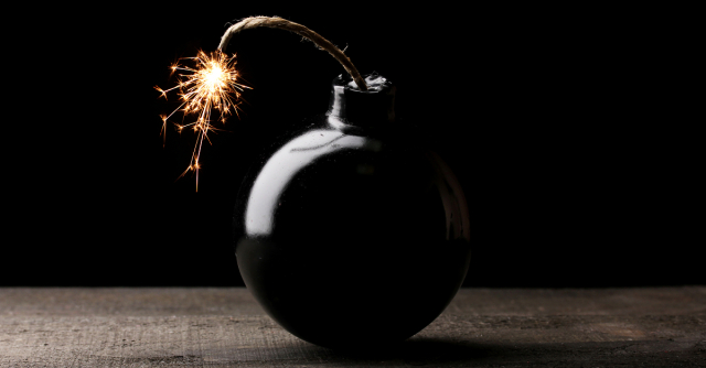 ಶಾಲೆಯ ಬಳಿ ಬಾಂಬ್ ಸಿಡಿದು 50 ಮಕ್ಕಳು ಅಸ್ವಸ್ಥ