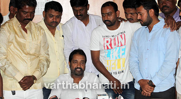 ಚುನಾವಣಾ ರಾಜಕೀಯಕ್ಕೆ ಶಾಸಕ ರವೀಂದ್ರ ನಿವೃತ್ತಿ : ಕಾರ್ಯಕರ್ತರಿಂದ ಆತ್ಮಹತ್ಯೆಗೆ ಯತ್ನ