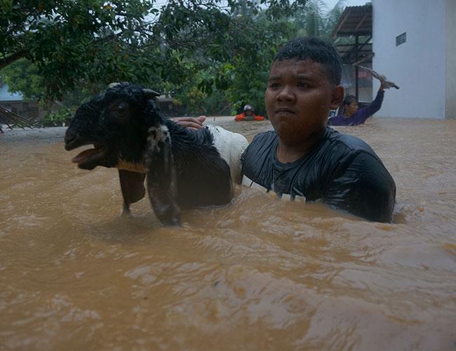 ಜಾವಾ ದ್ವೀಪದಲ್ಲಿ ಚಂಡಮಾರುತ: 19 ಸಾವು