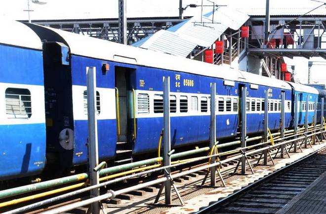 ರೈಲುಗಳಲ್ಲಿ ಜಿಪಿಎಸ್ ವ್ಯವಸ್ಥೆಗೆ ಸಚಿವ ಪಿಯೂಷ್ ಗೋಯಲ್ ಸೂಚನೆ