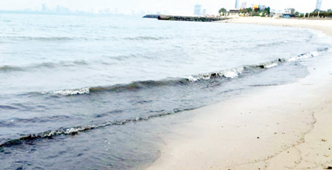 ಕುವೈತ್: ಸಮುದ್ರಕ್ಕೆ ಮಾಲಿನ್ಯ ಎಸೆದರೆ 10,000 ದಿನಾರ್ ದಂಡ