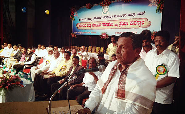 ರಾಜ್ಯ ಮಟ್ಟದಲ್ಲಿ ಬೃಹತ್ ದೊಂಬರ ಸಮಾವೇಶ ನಡೆಸಿ : ಸಂಸದ ಕೆ.ಎಚ್.ಮುನಿಯಪ್ಪ