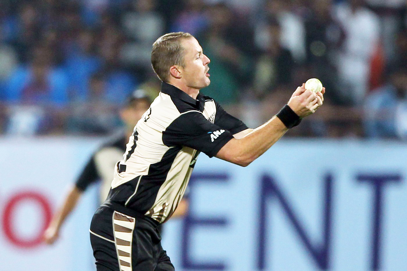 ಕಿವೀಸ್‌ಗೆ ಸರಣಿ ಸೋಲು ತಪ್ಪಿಸಿದ ಕಾಲಿನ್ ಮುನ್ರೊ ಸ್ಫೋಟಕ ಶತಕ