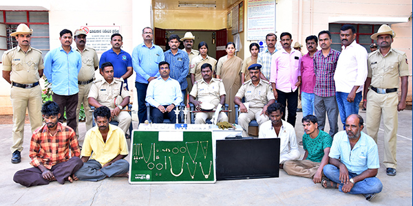 ಮನೆಗಳ್ಳತ ಪ್ರಕರಣ: ಆರೋಪಿಗಳ ಬಂಧನ