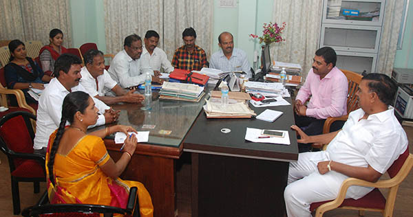 ಸಕ್ರಮ ಕಾರ್ಯ ಚುರುಕುಗೊಳಿಸಲು ಅಧಿಕಾರಿಗಳಿಗೆ ಶಿವಮೂರ್ತಿ ಸೂಚನೆ