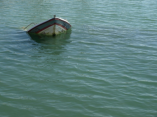 ಅರಬ್ಬಿ ಸಮುದ್ರದಲ್ಲಿ ಮುಳುಗಿದ ಸರಕು ಸಾಗಾಟದ ಹಡಗು: 15 ಮಂದಿ ಅಪಾಯದಲ್ಲಿ