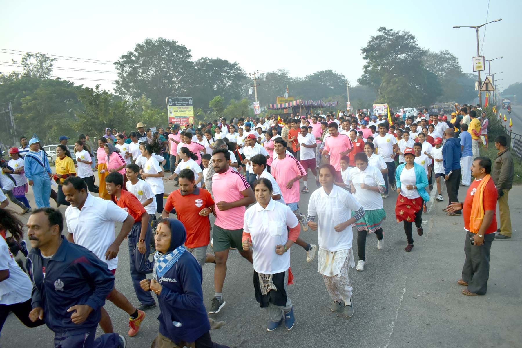 ಕನ್ನಡ ನಾಡುನುಡಿಗಾಗಿ ಮಂಡ್ಯ ಮ್ಯಾರಥಾನ್ ಓಟ