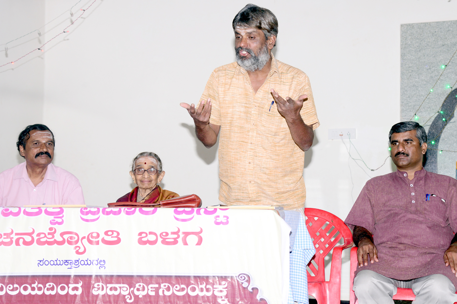 ಎಳೆಯ ಮನಸ್ಸುಗಳಿಗೆ ವಚನ ಸಂಸ್ಕಾರ ಅಗತ್ಯ: ಪಿನಾಕಪಾಣಿ